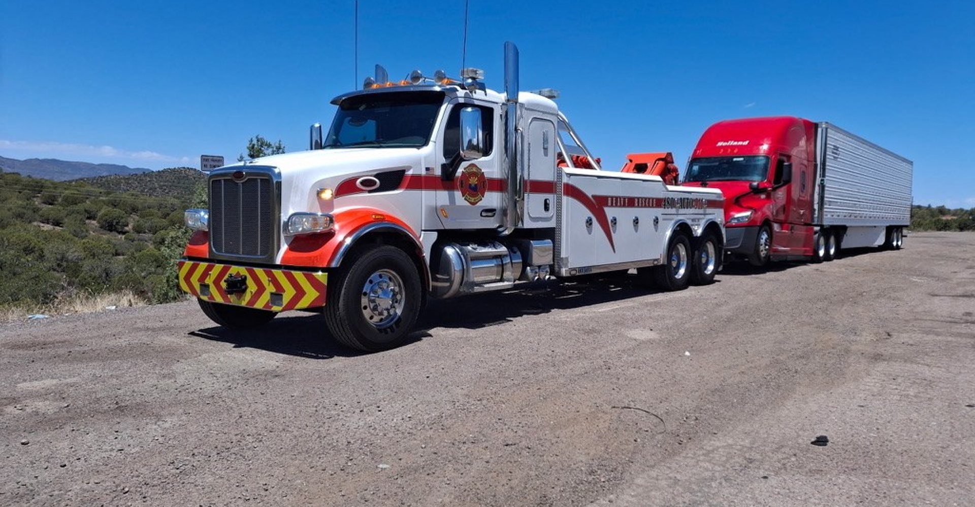 Emergency Towing wrecker serving Tempe, AZ